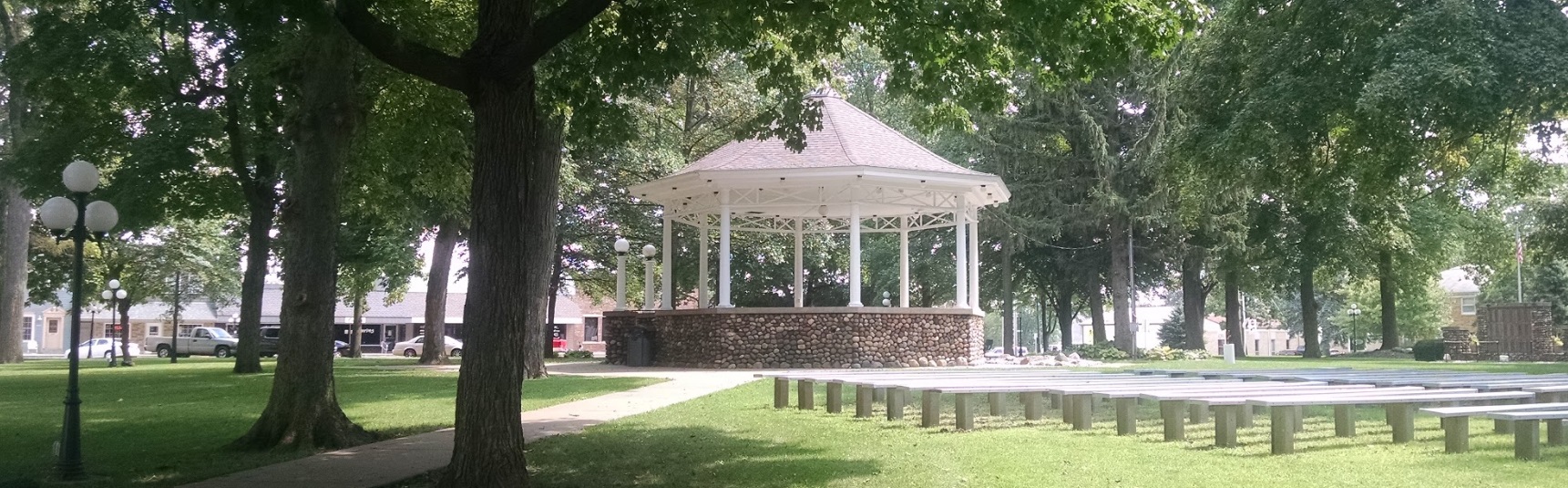 Metamora Square