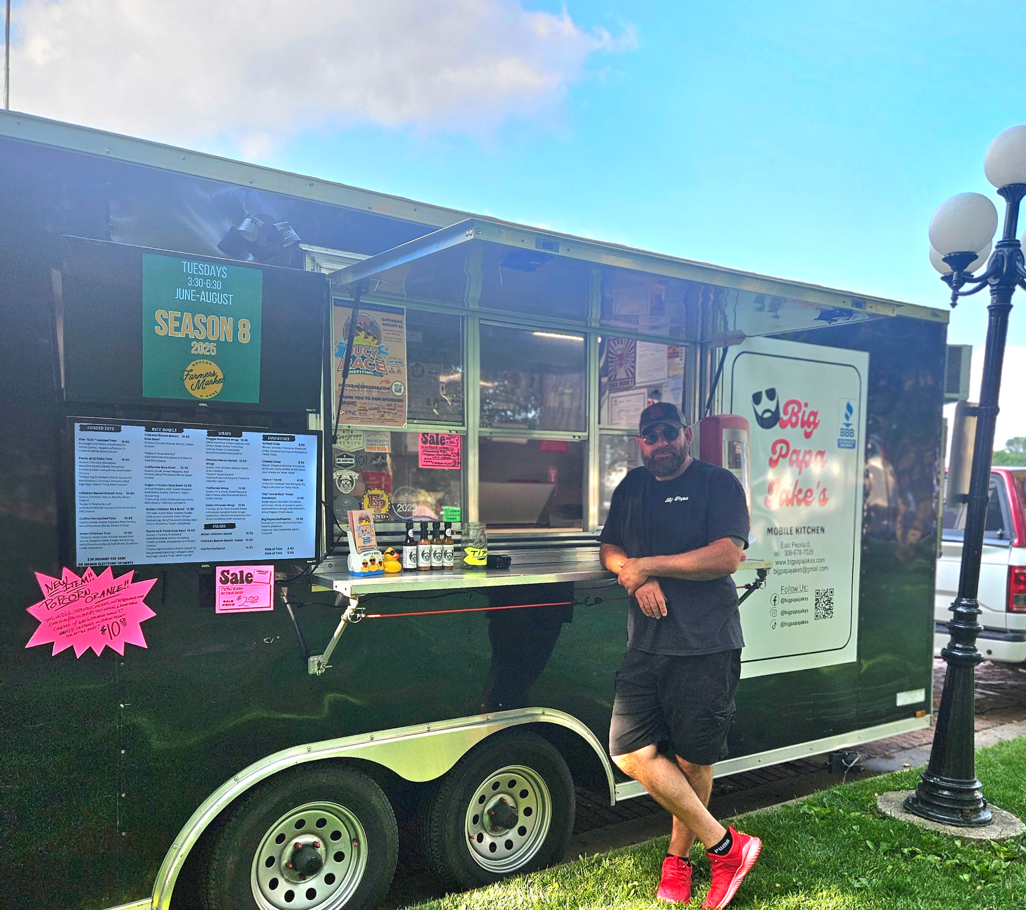Dinner on the Bricks – Big Papa Jake’s and River City Sweets and Treats